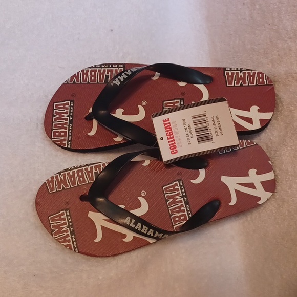Alabama Crimson Tide flip flops women's size 5/6 nwt - Picture 1 of 4